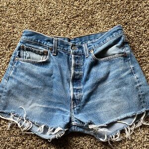 VINTAGE LEVIS 501 l BUTTON FLY SHORTS